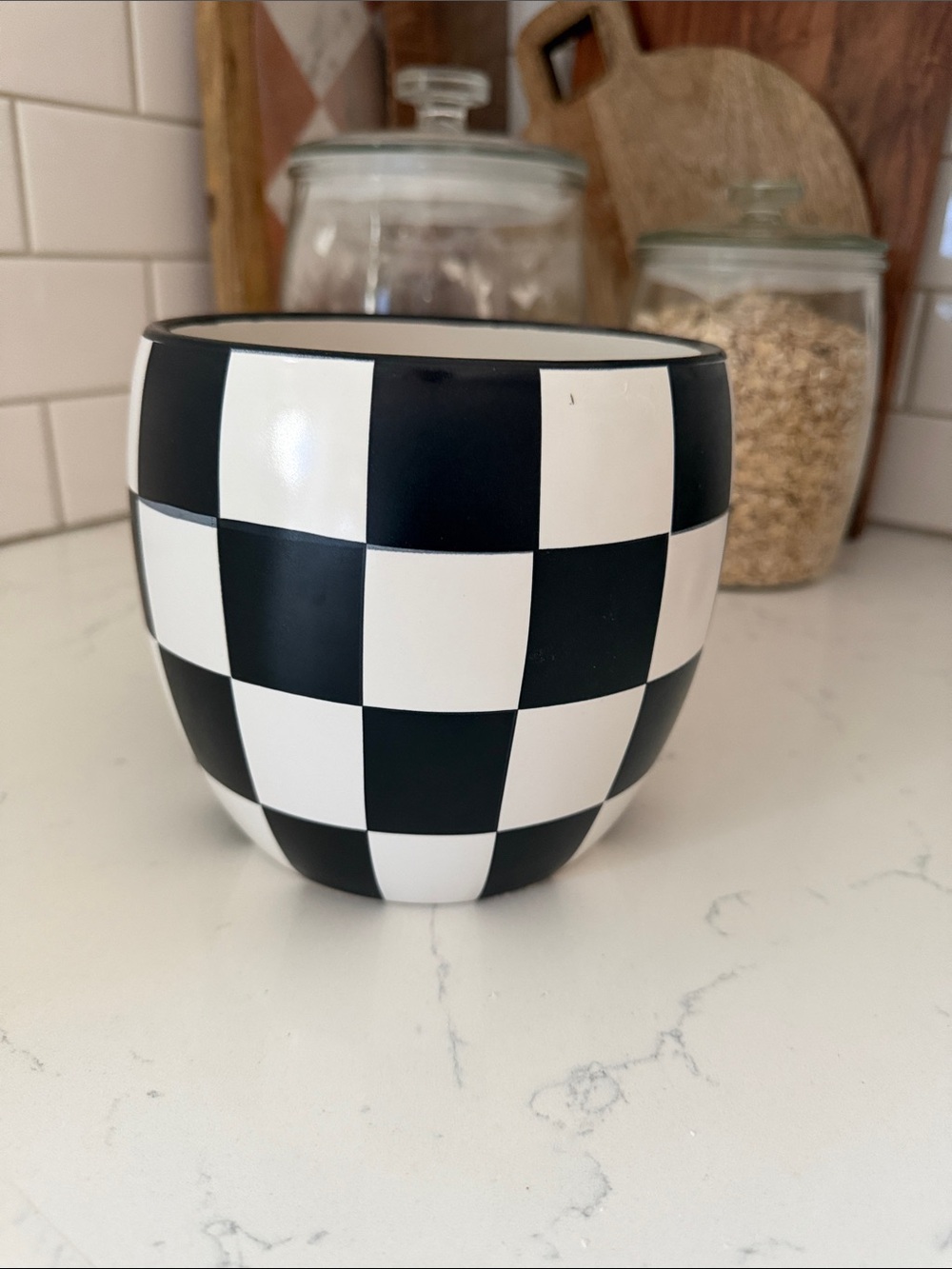 Checker planter